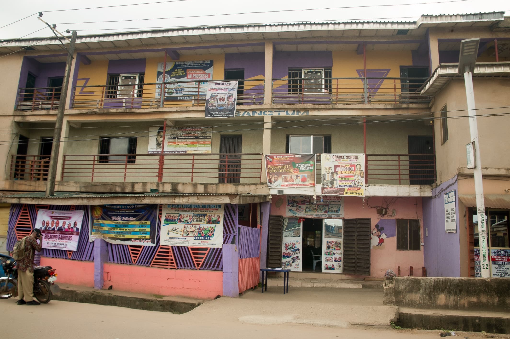 Cheliland School Exterior